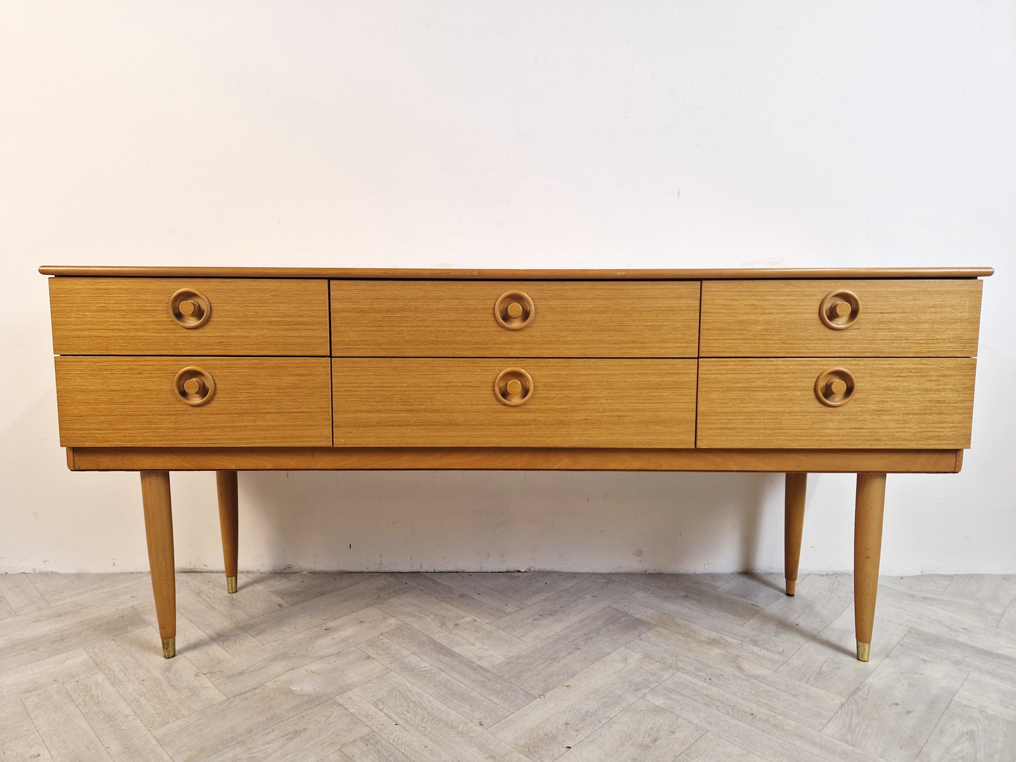 Schreiber Vintage Blond Teak Danish Design Sideboard Dresser Credenza