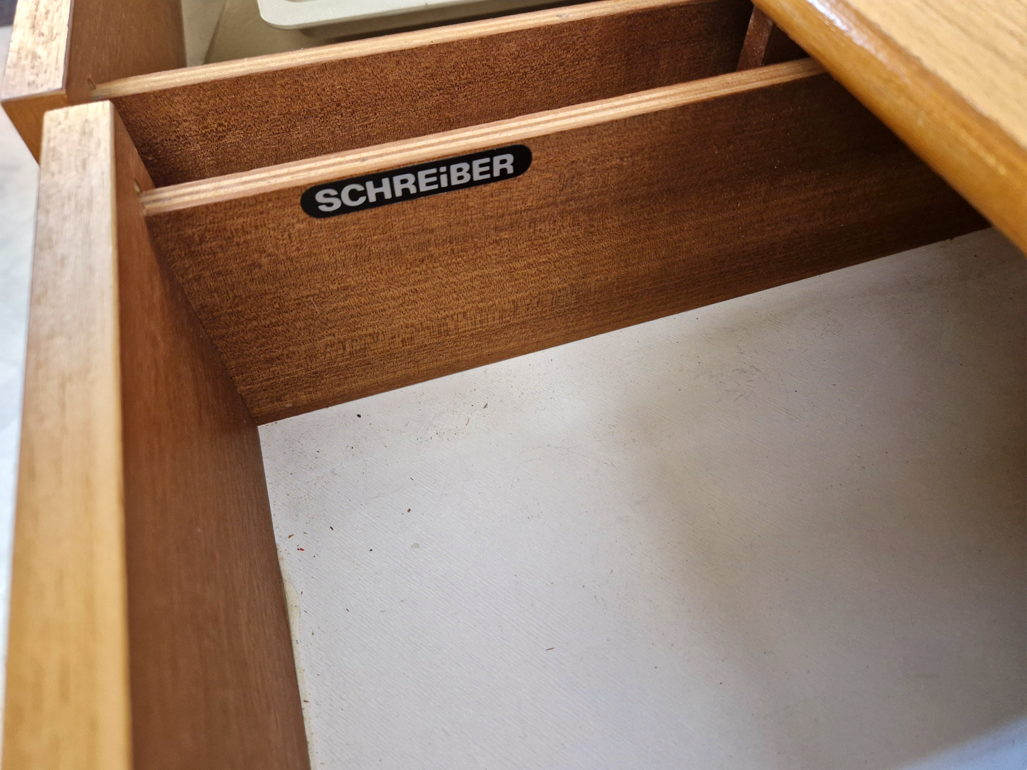 Schreiber Vintage Blond Teak Danish Design Sideboard Dresser Credenza