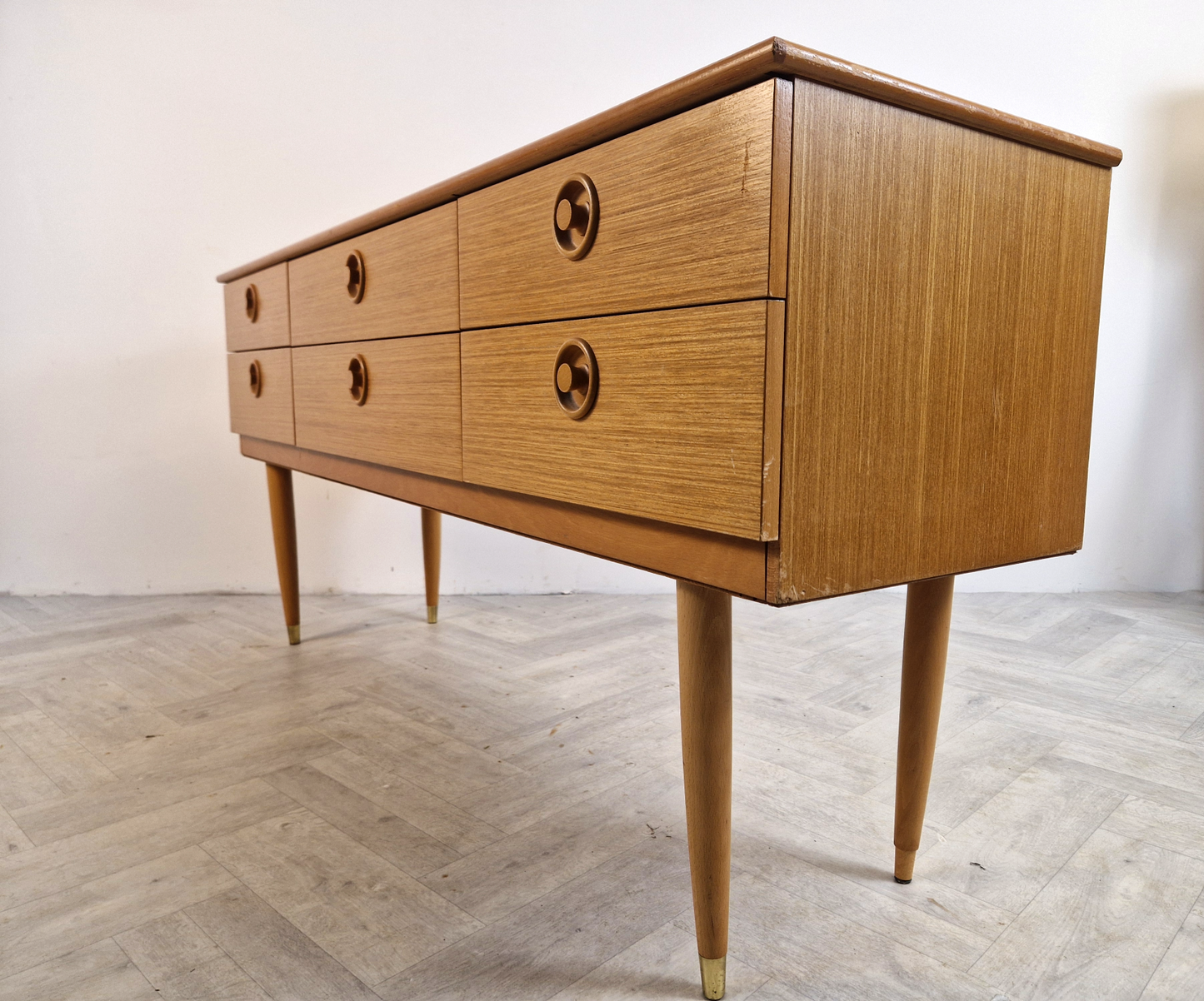 Schreiber Vintage Blond Teak Danish Design Sideboard Dresser Credenza