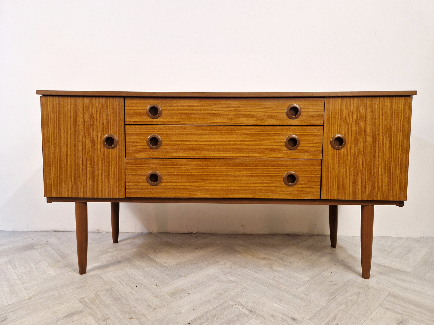 Schreiber Vintage Mid Century Medium Teak Danish Design Sideboard Buffet BL392