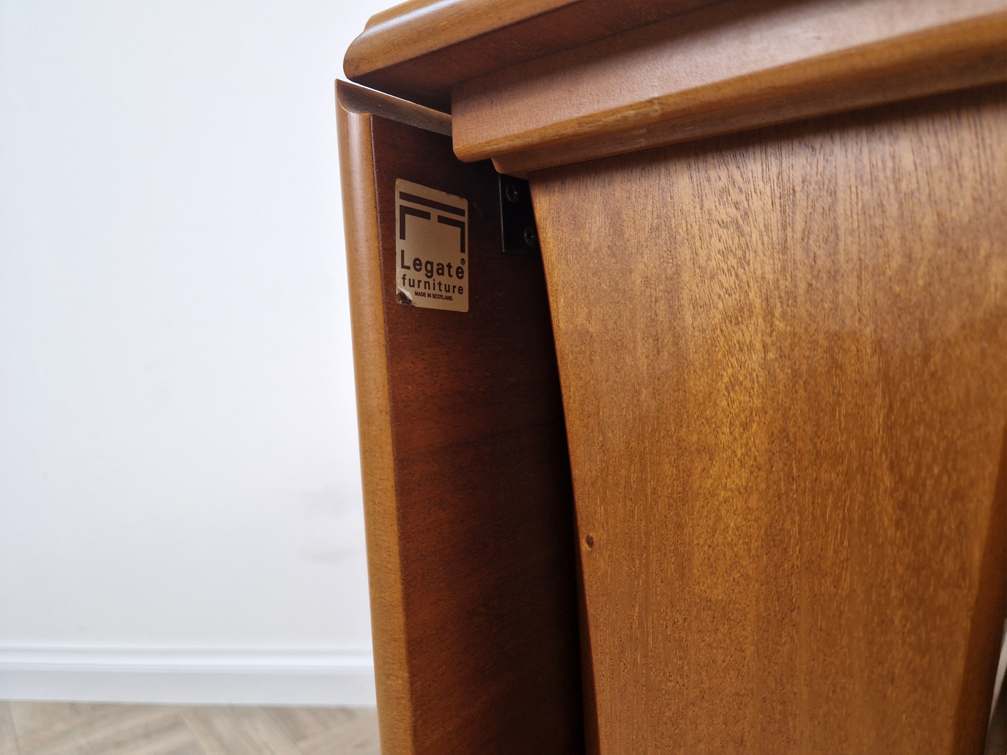 Vintage Mid Century Solid Teak Danish Design Drop Leaf Gate Leg Dining Table