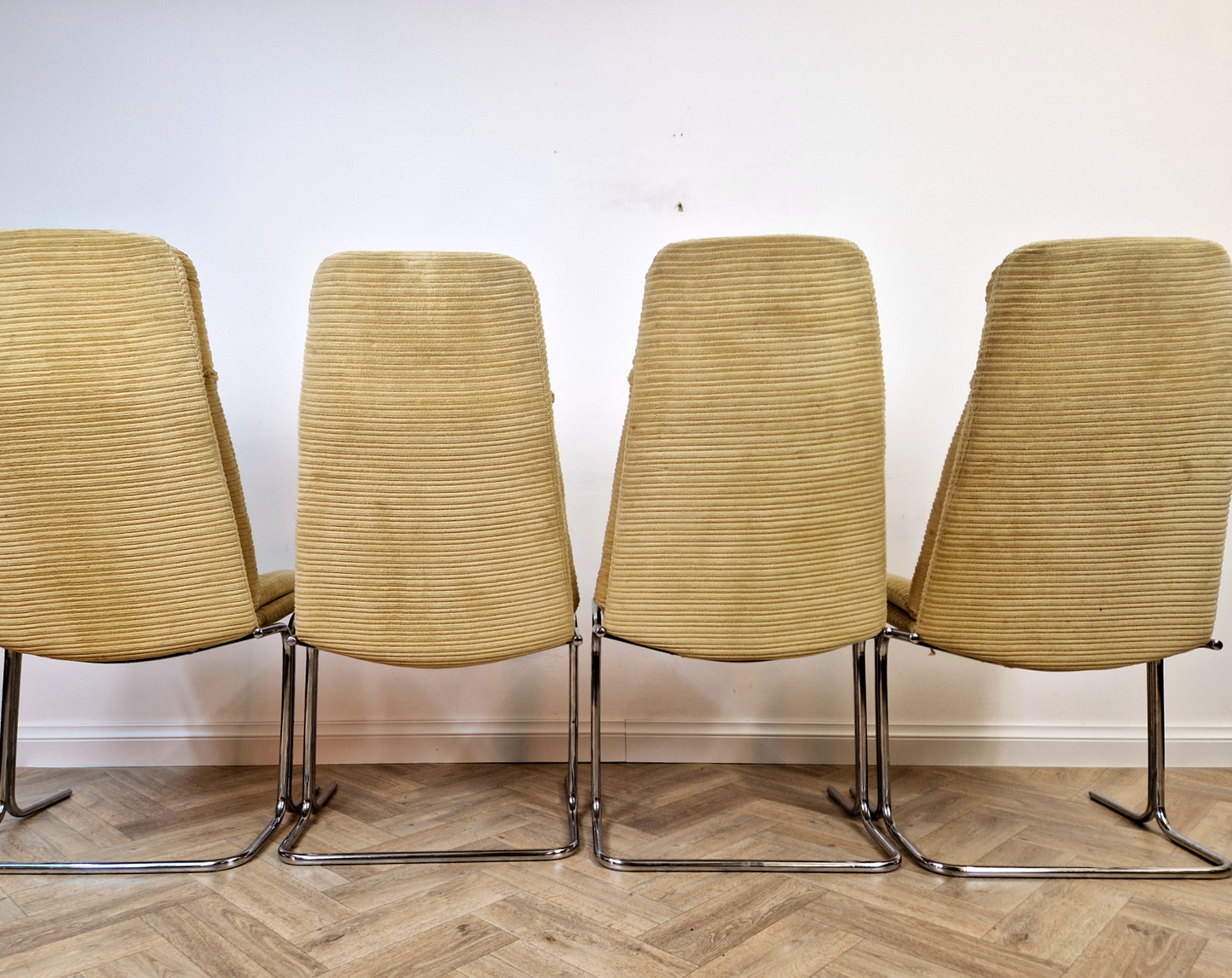 Tim Bates For Pieff Eleganza Vintage 1970s Set of 4 Chrome Cantilever Lounge Dining Chairs