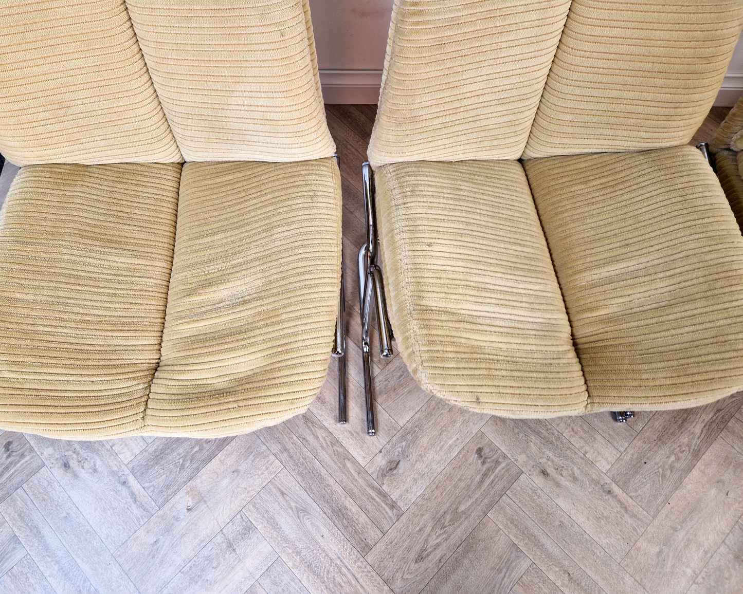Tim Bates For Pieff Eleganza Vintage 1970s Set of 4 Chrome Cantilever Lounge Dining Chairs
