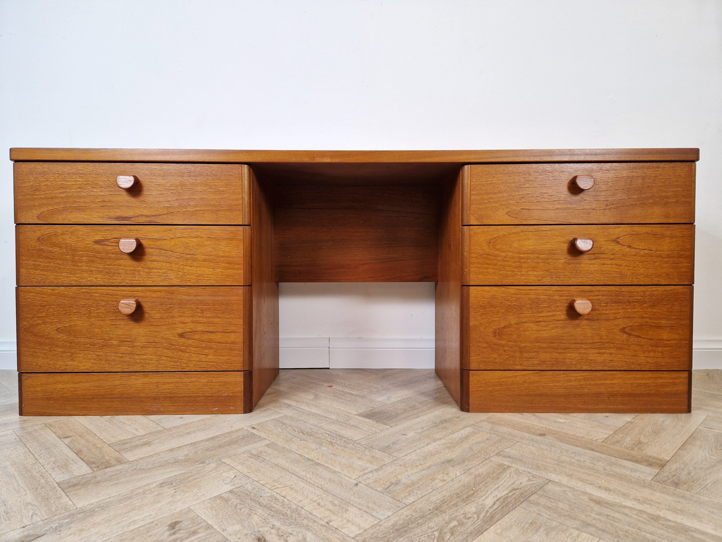 John & Sylvia Reid Stag Vintage Mid Century Danish Design Teak Retro Dressing Table