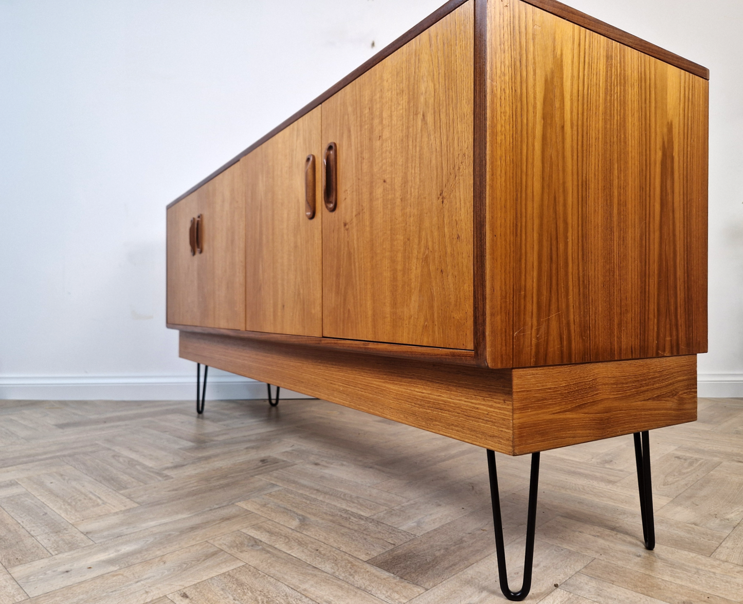 VB Wilkins G Plan Fresco Vintage Mid Century Pyramid Teak Danish Design Sideboard Buffet