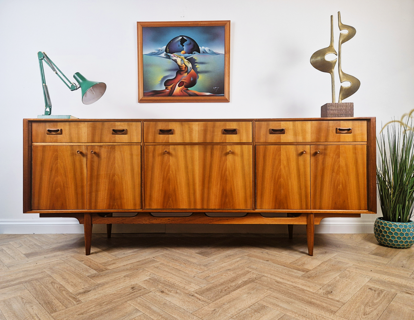 McIntosh 1960s Vintage Mid Century Pyramid Teak Danish Design Sideboard Buffet Credenza