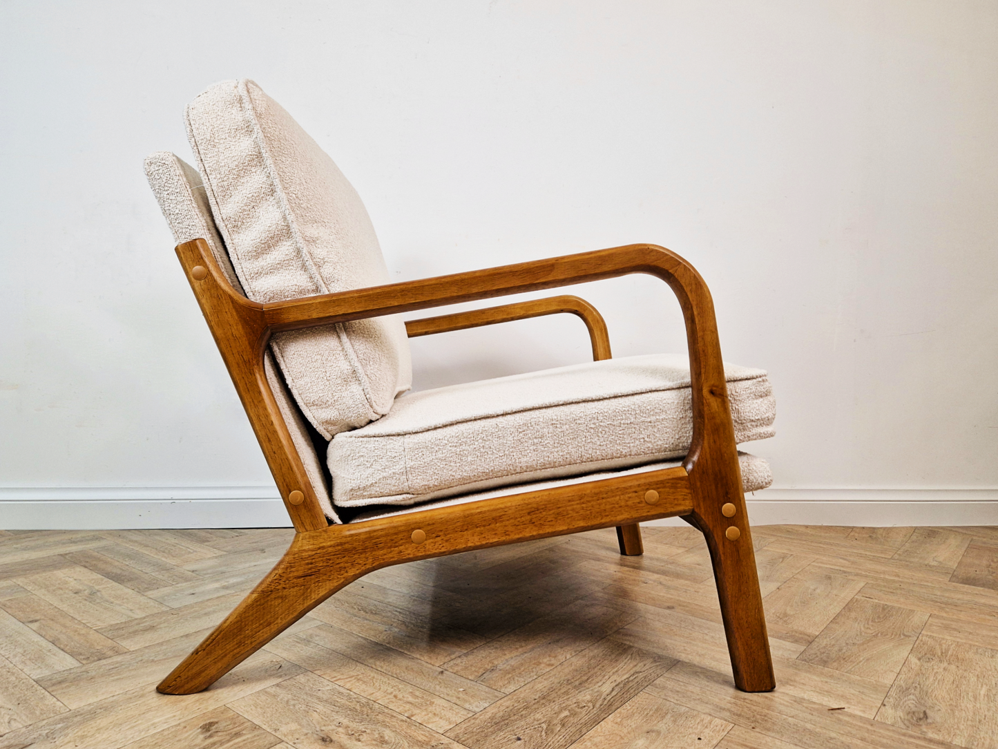 Mid Century Modern Solid Beech & Fabric Danish Design Lounge Accent Armchair