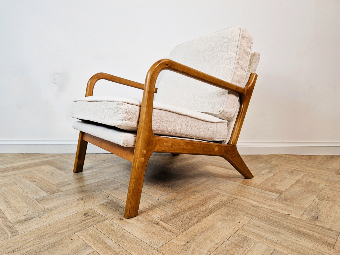 Mid Century Modern Solid Beech & Fabric Danish Design Lounge Accent Armchair
