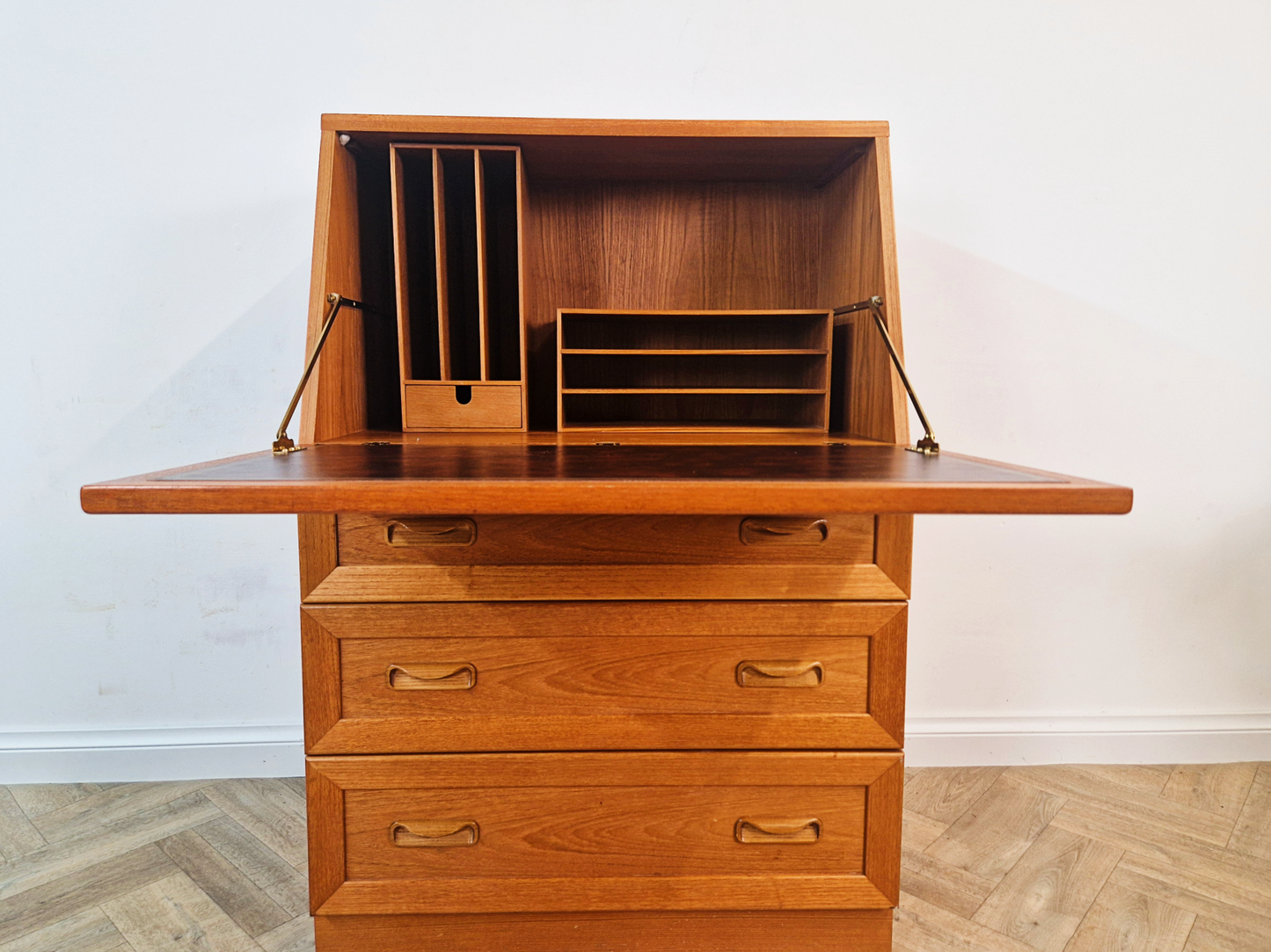 G Plan Fresco Vintage Mid Century Danish Design Teak Bureau Sideboard