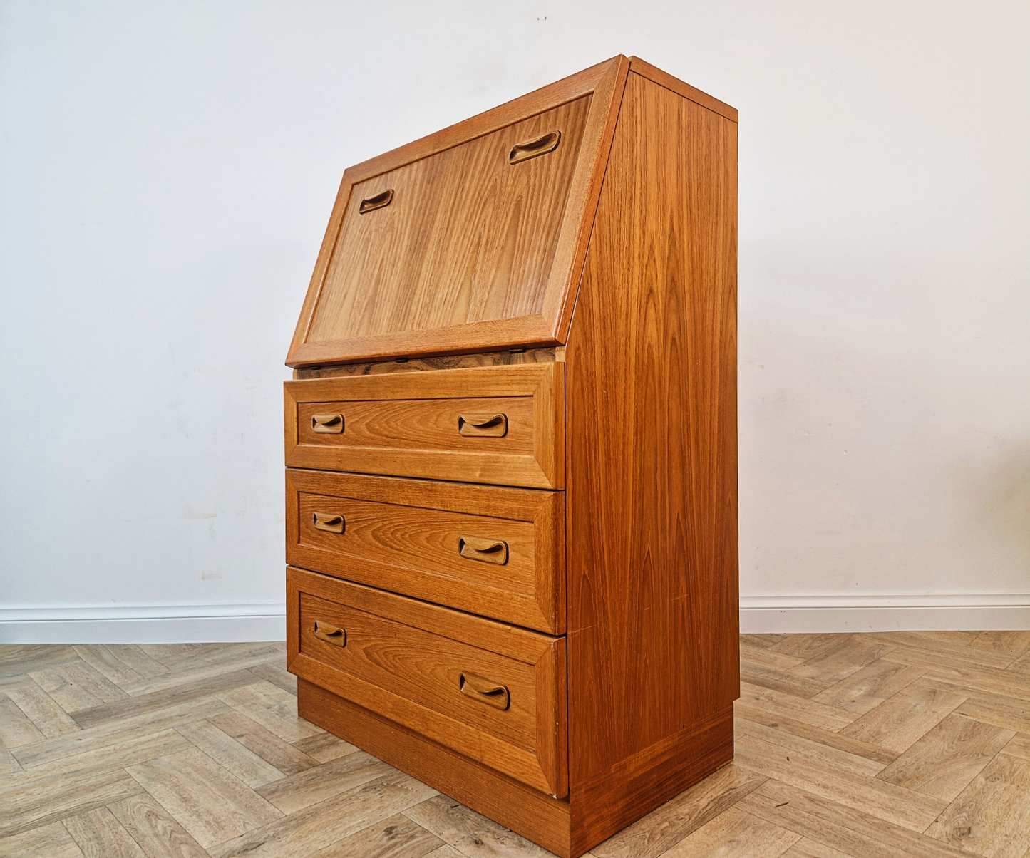 G Plan Fresco Vintage Mid Century Danish Design Teak Bureau Sideboard