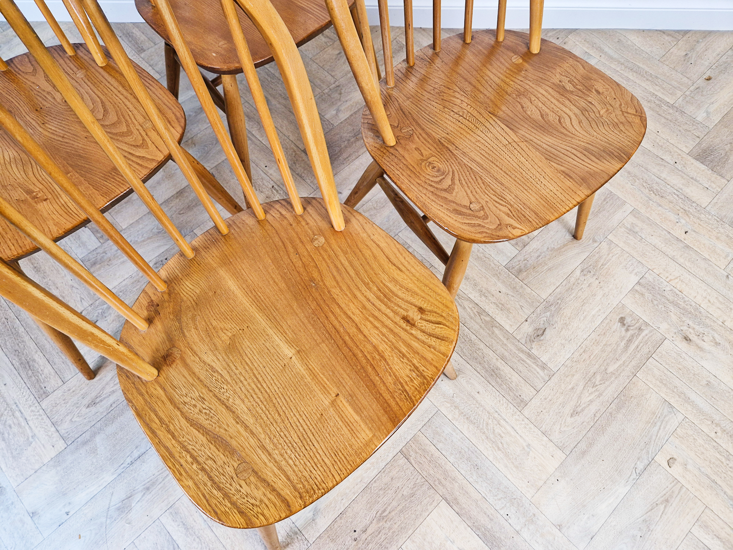 Ercol Windsor Vintage Mid Century Danish Design 4 Solid Elm Hoopback Dining Chairs