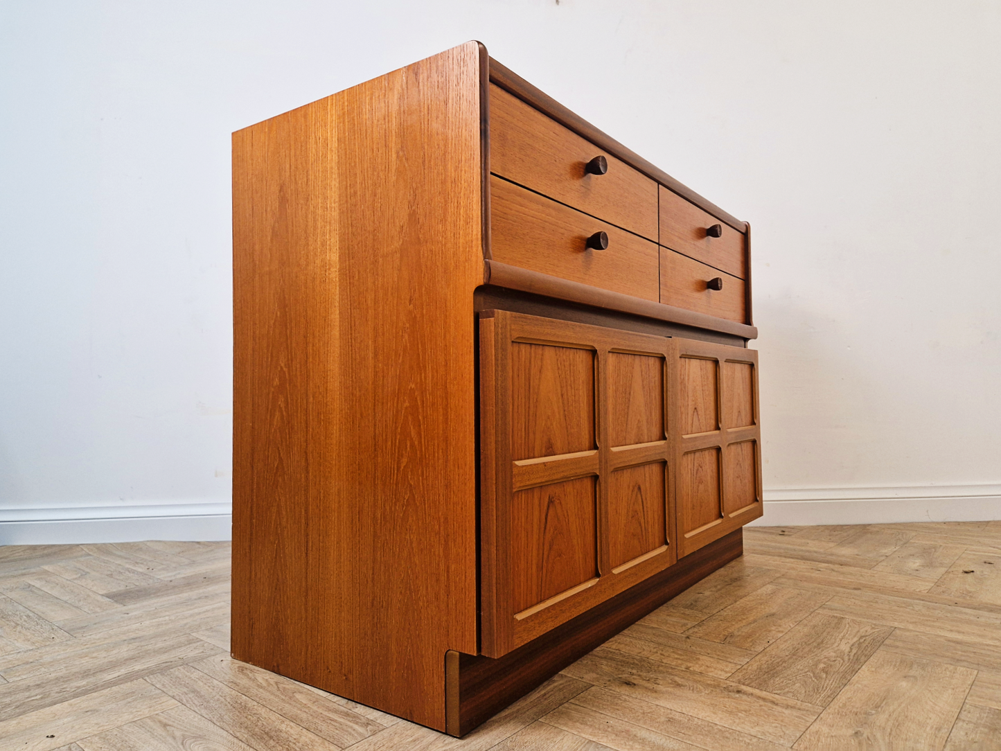 Parker Knoll Mid Century Medium Teak Danish Design Compact Retro Sideboard Cabinet