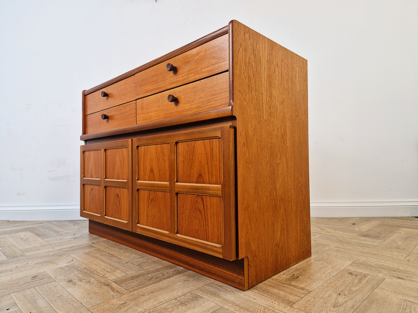 Parker Knoll Mid Century Medium Teak Danish Design Compact Retro Sideboard Cabinet