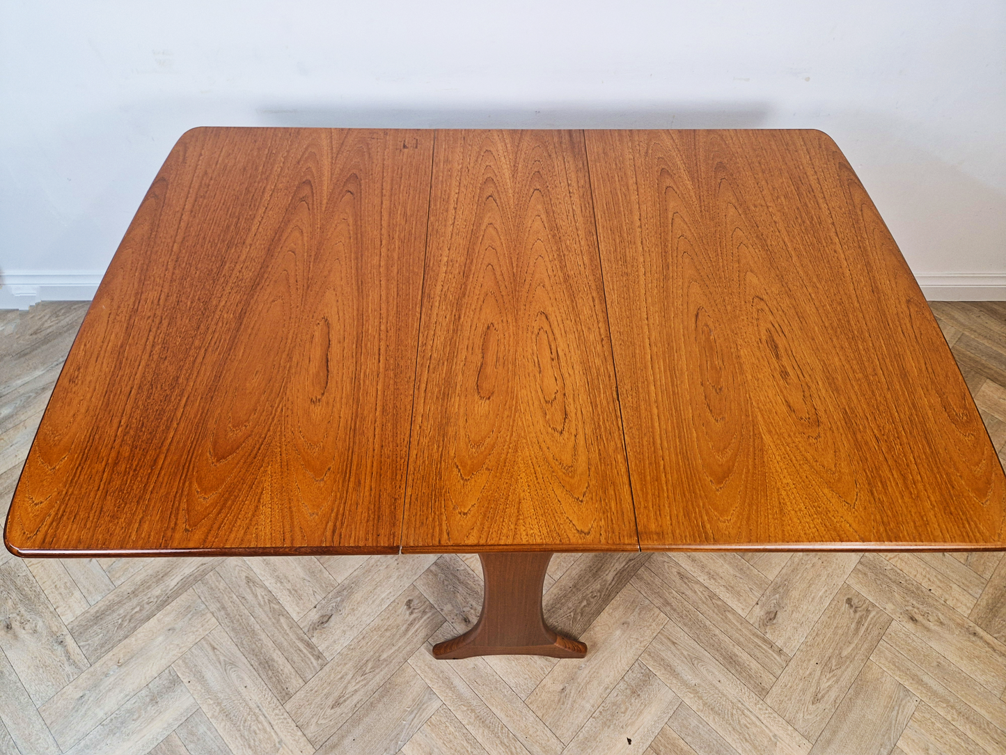 Vintage Mid Century Medium Teak Danish Design Drop Leaf Dining Table