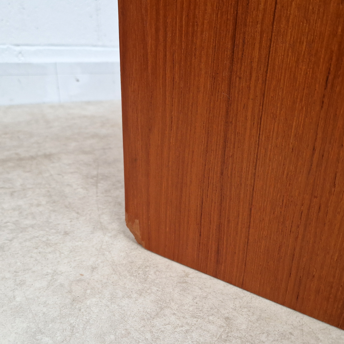 Vintage Mid Century Medium Teak Danish Design Compact Sideboard Entertainment Unit