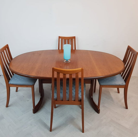 G Plan Fresco Red Label Vintage Danish Design Extending Oval Dining Table Chair Set