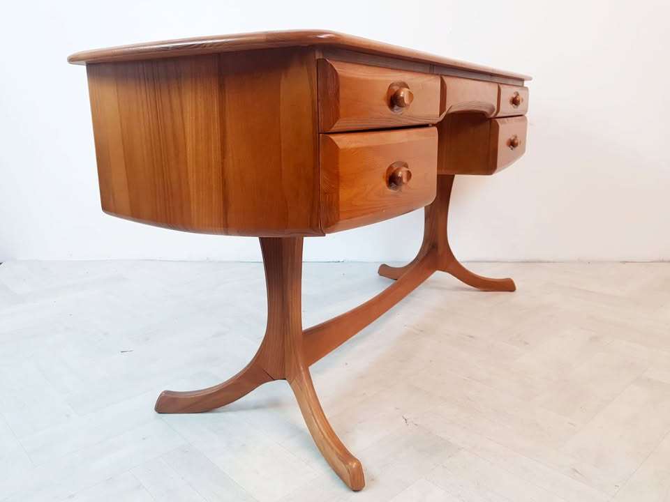 Vintage Solid Elm 1960s Mid Century Danish Design Desk Dresser Sideboard