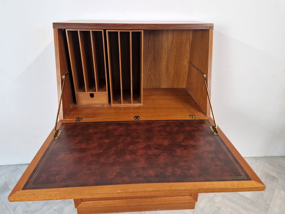 G Plan Fresco Vintage Mid Century Danish Design Teak Bureau Sideboard