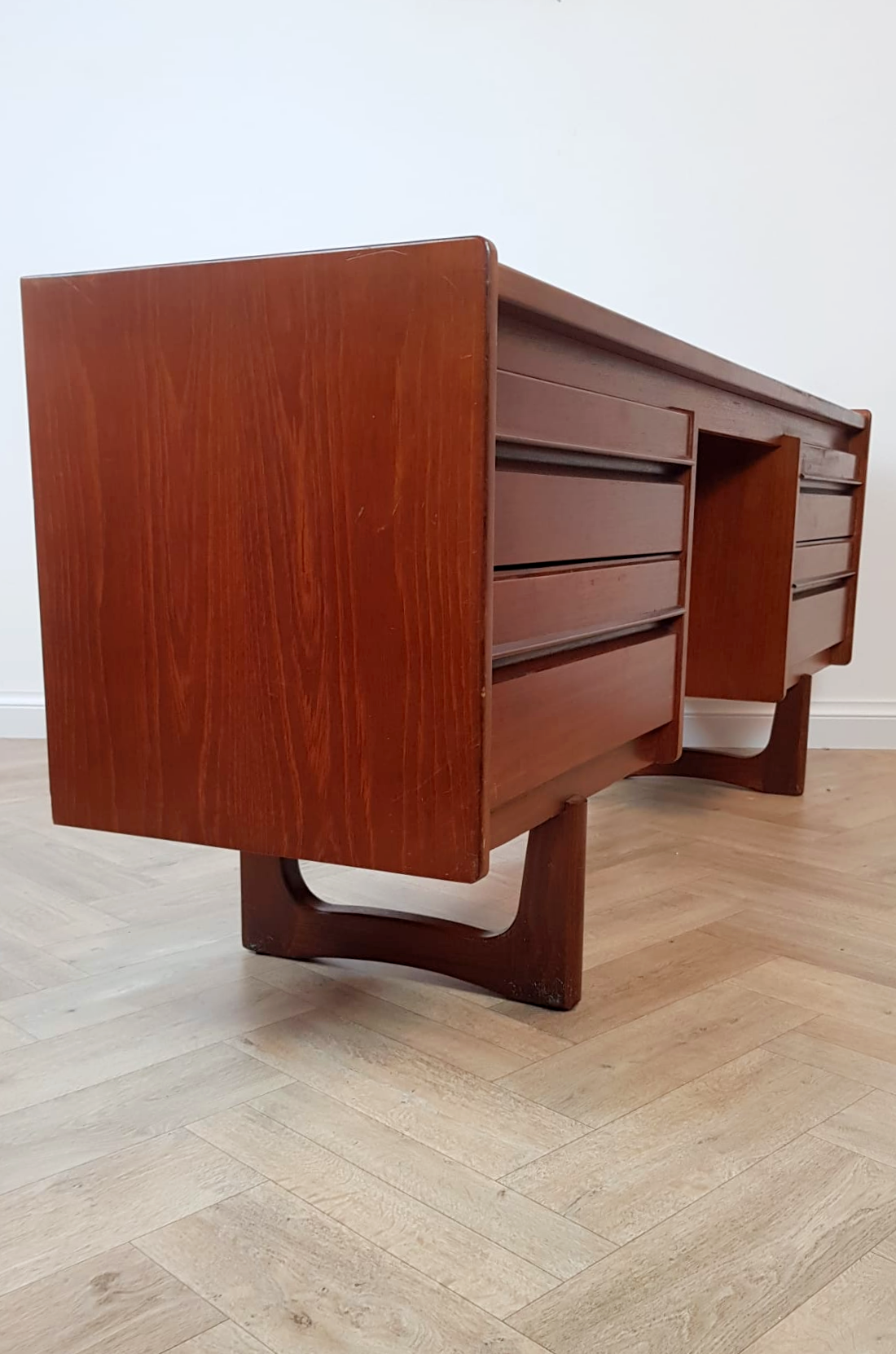 William Lawrence Vintage Mid Century Danish Design Teak Desk Dresser Sideboard