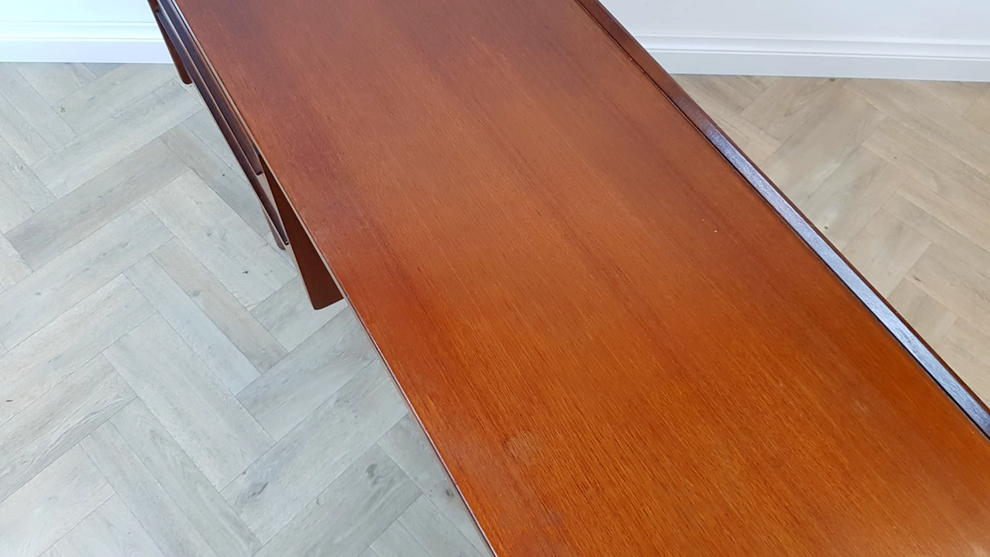 William Lawrence Vintage Mid Century Danish Design Teak Desk Dresser Sideboard