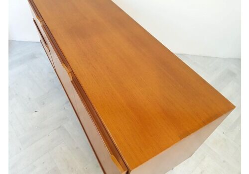 McIntosh Vintage Mid Century Golden Teak Danish Design Sideboard Buffet Credenza