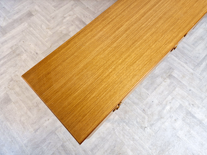 Schreiber Vintage Blond Teak Danish Design Sideboard Dresser Credenza