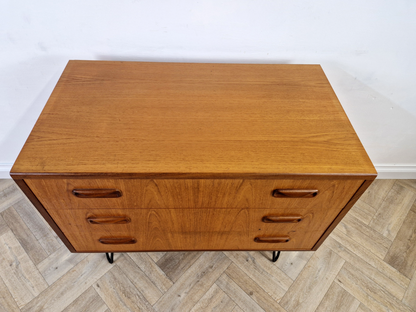 VB Wilkins G Plan Fresco Red Label Vintage Mid Century Medium Teak Chest of Drawers Sideboard