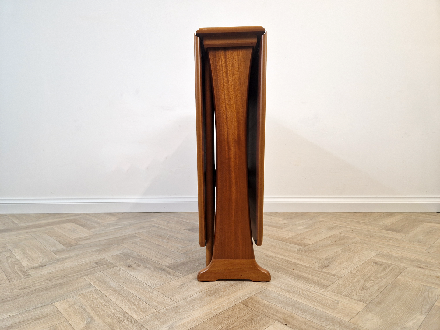 Vintage Mid Century Solid Teak Danish Design Drop Leaf Gate Leg Dining Table