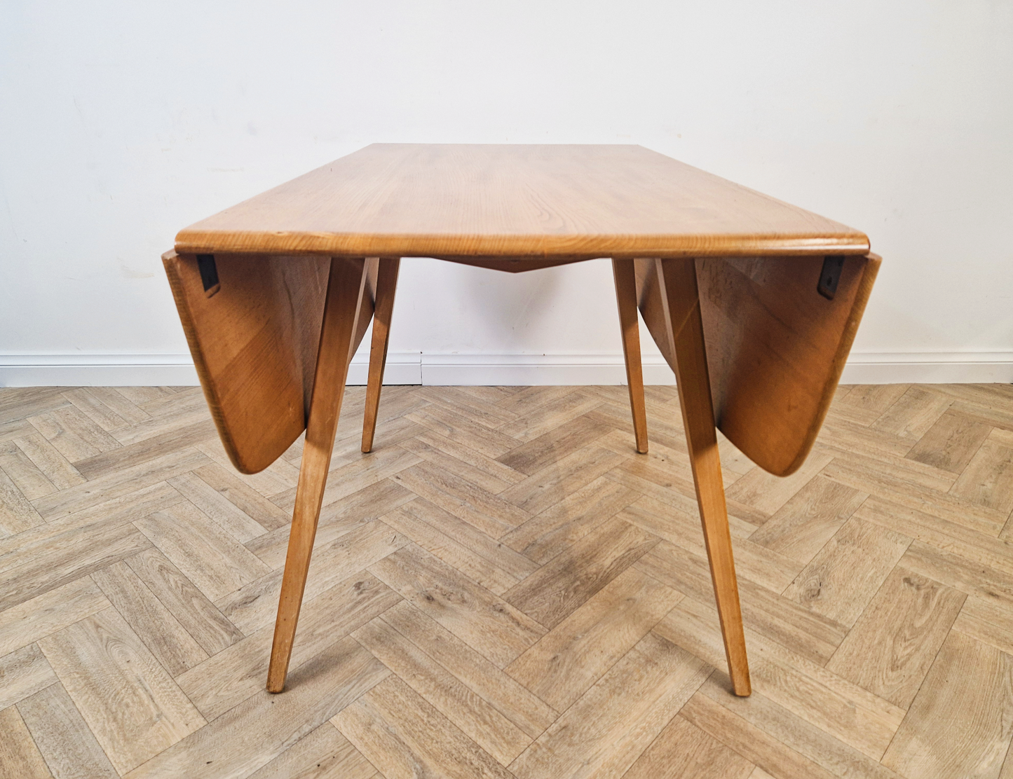 Ercol Vintage Mid Century Solid Elm Drop Leaf Table & Candlestick Chairs Dining Set