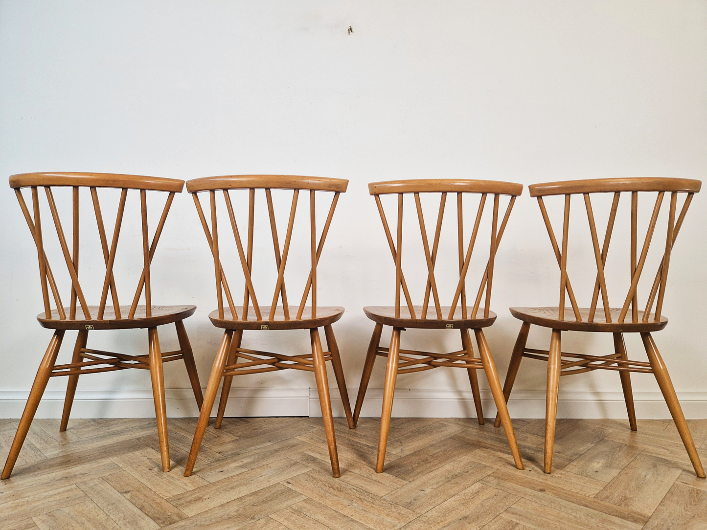 Ercol Vintage Mid Century Solid Elm Drop Leaf Table & Candlestick Chairs Dining Set