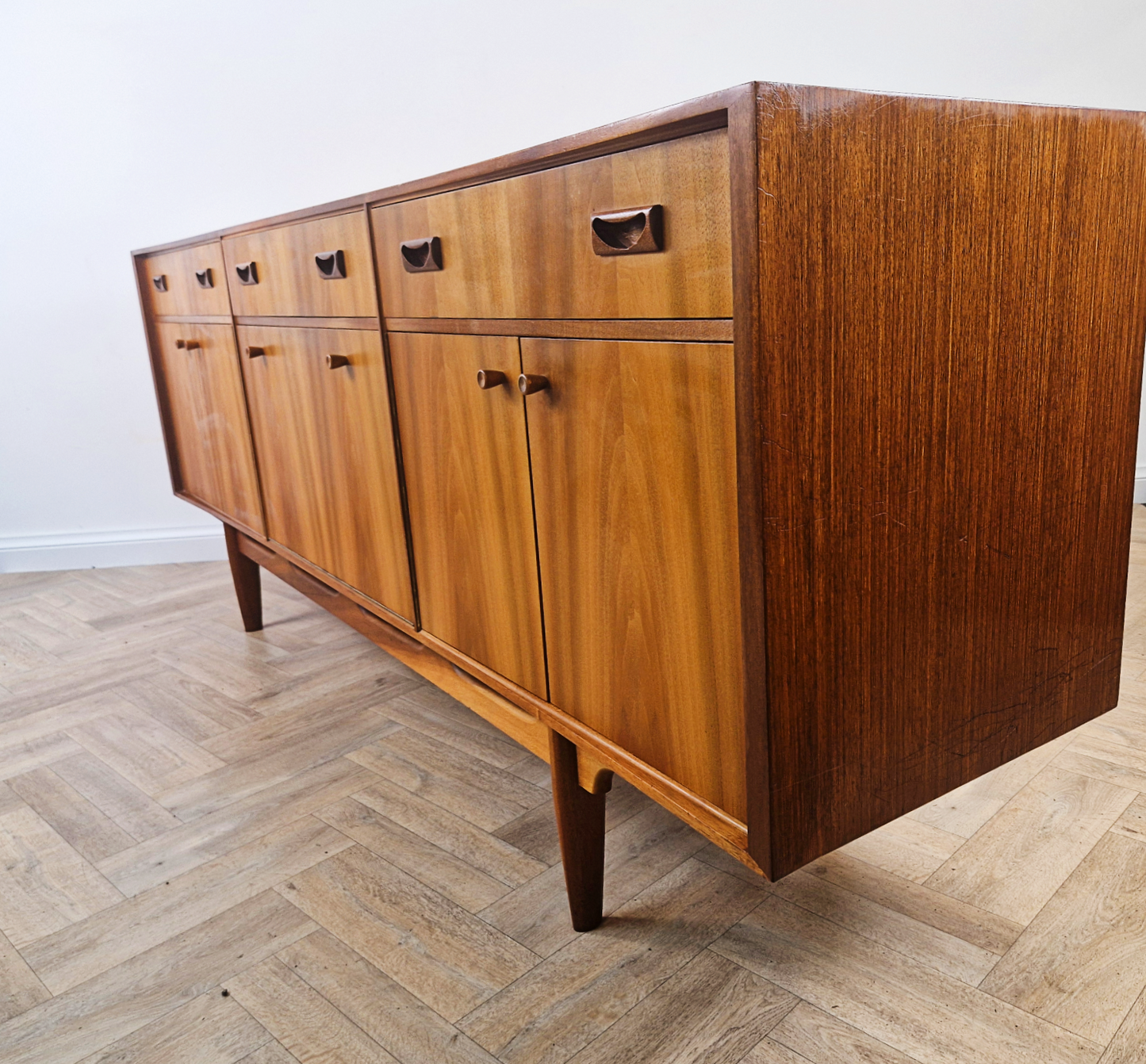 McIntosh 1960s Vintage Mid Century Pyramid Teak Danish Design Sideboard Buffet Credenza