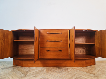 VB Wilkins G Plan Fresco Vintage Mid Century Danish Design Medium Teak Sideboard Credenza