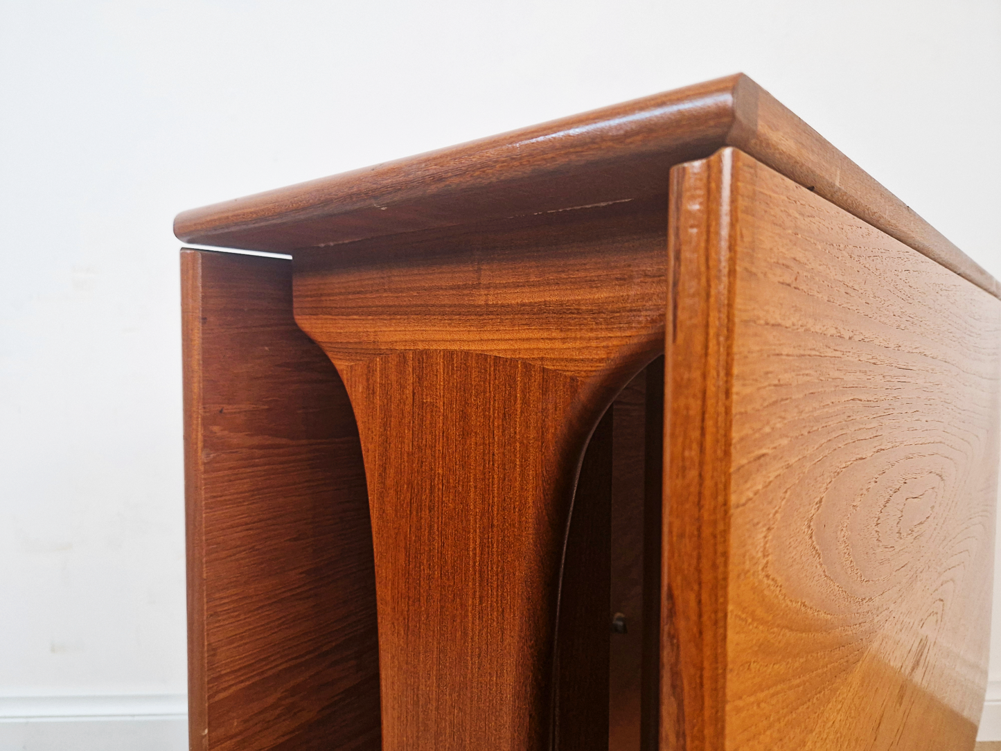Vintage Mid Century Medium Teak Danish Design Drop Leaf Dining Table