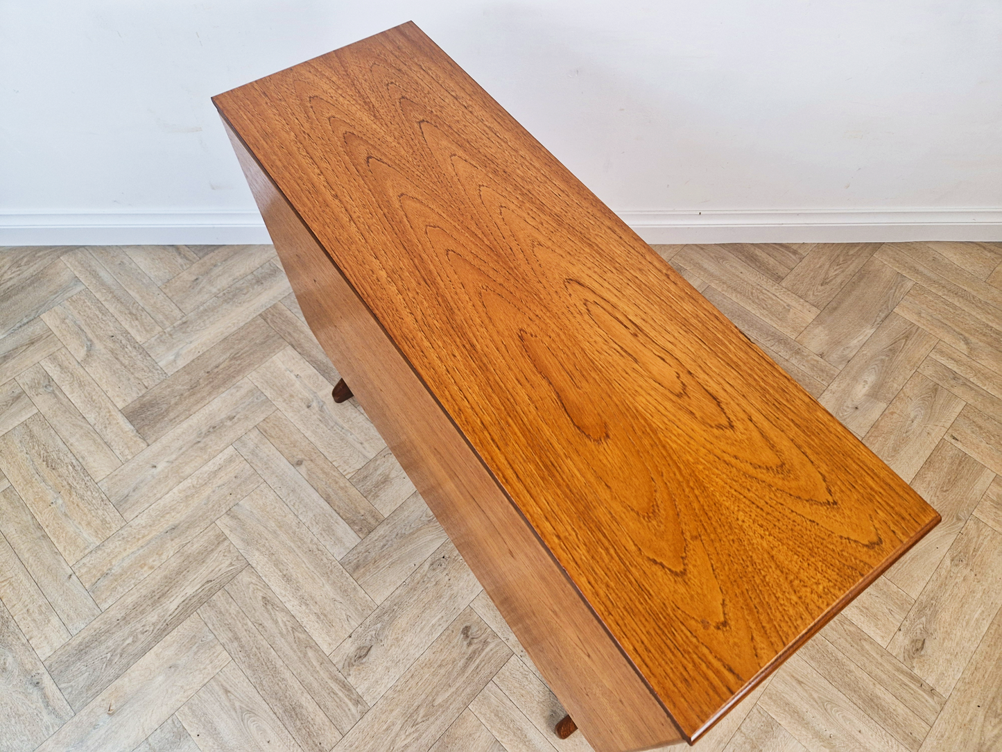 Vintage Mid Century Medium Teak Danish Design Drop Leaf Dining Table