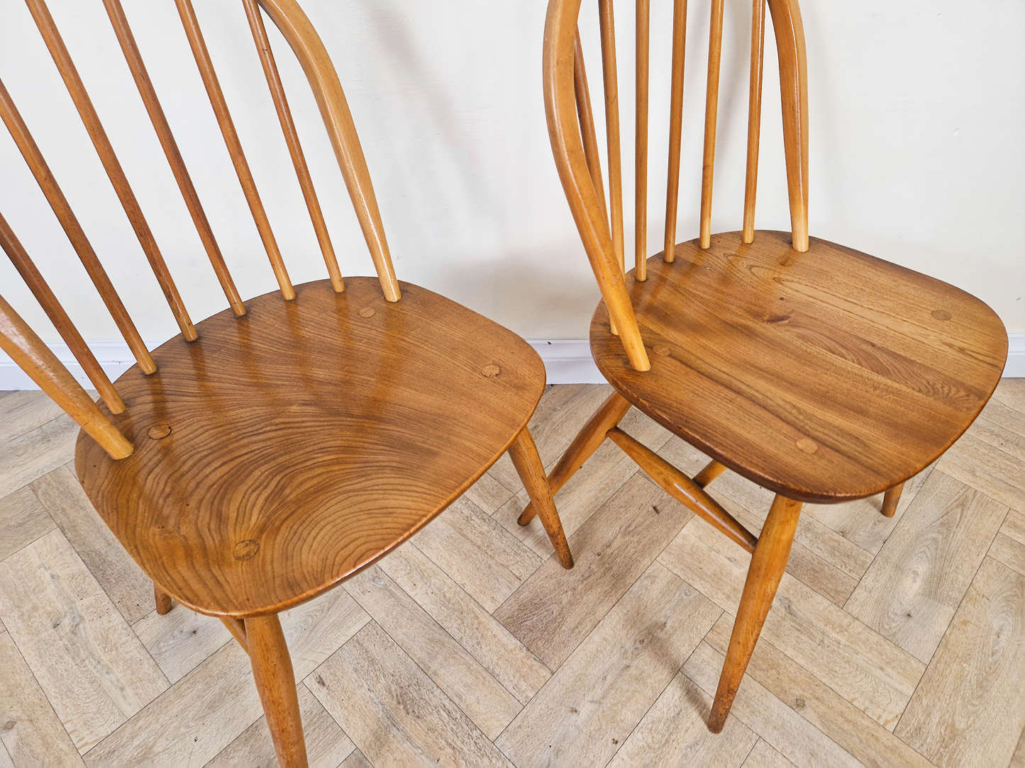 Ercol Windsor Mid Century Solid Elm Danish Design Drop Leaf Table & Chair Set
