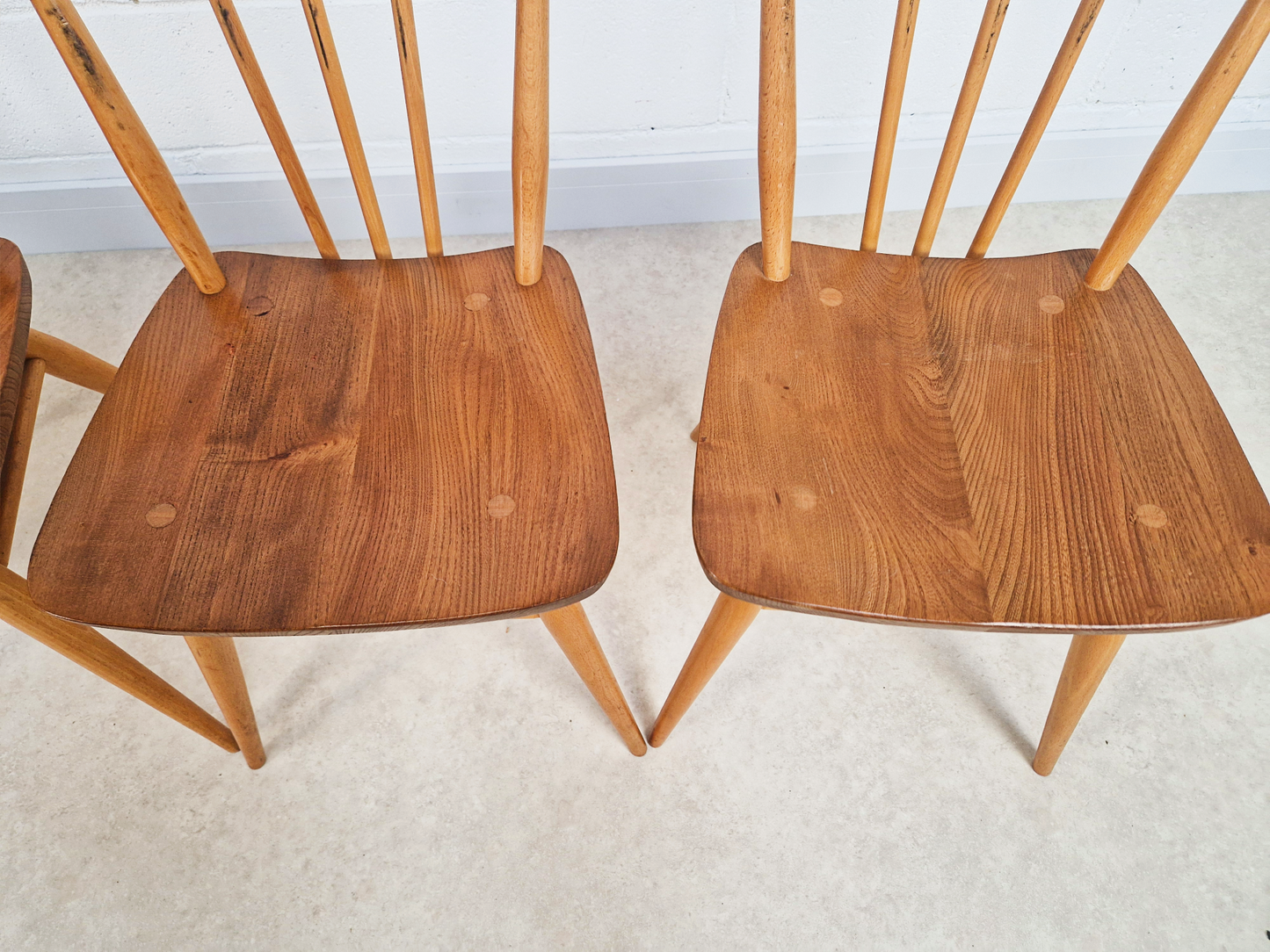 Ercol Vintage Mid Century Solid Elm Drop Leaf Table and Stickback Chair Dining Set