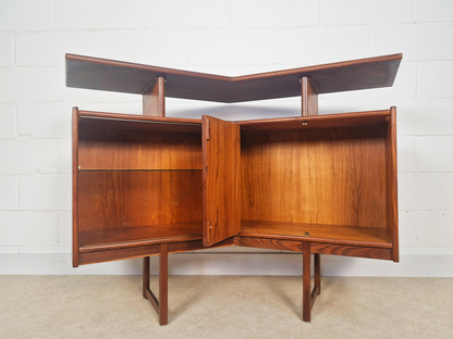 Turnridge of London Vintage Mid Century Medium Teak 1960s Angled Cocktail Bar