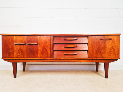 Jentique Vintage Mid Century 1960s Danish Design Sideboard Credenza