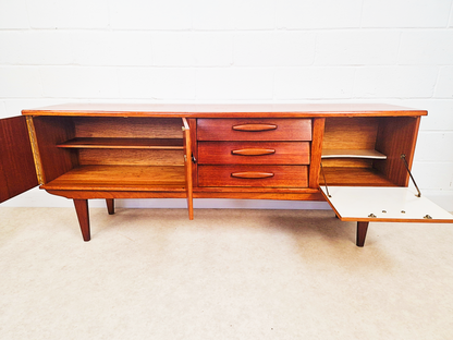 Jentique Vintage Mid Century 1960s Danish Design Sideboard Credenza