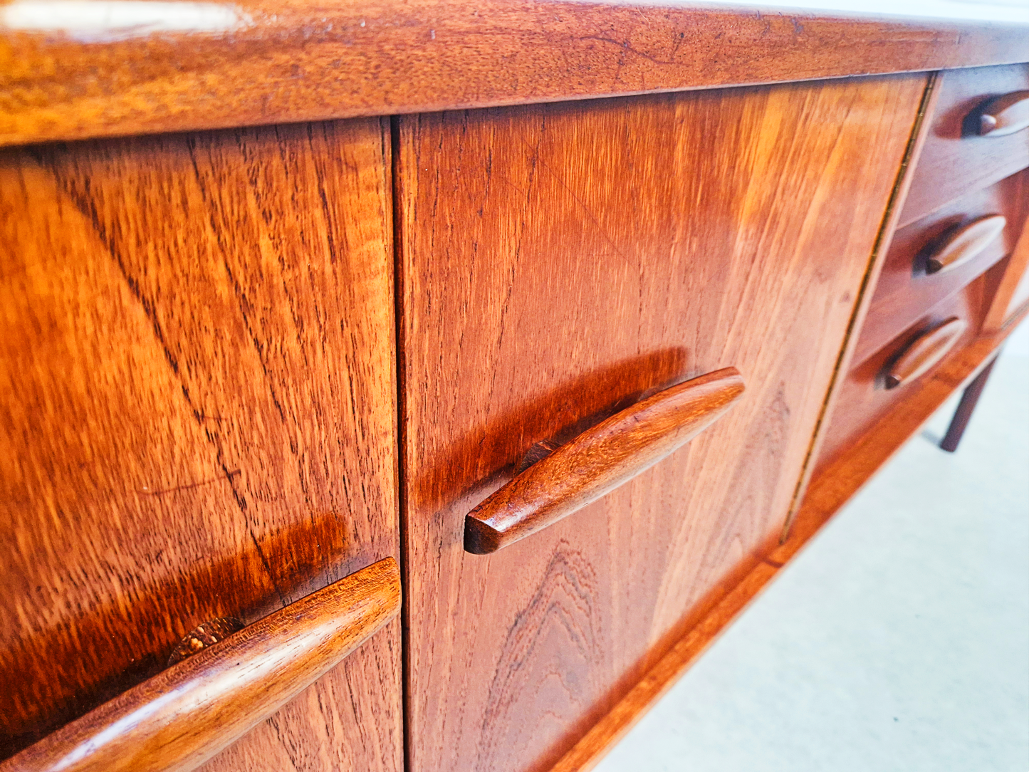 Jentique Vintage Mid Century 1960s Danish Design Sideboard Credenza