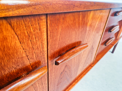 Jentique Vintage Mid Century 1960s Danish Design Sideboard Credenza