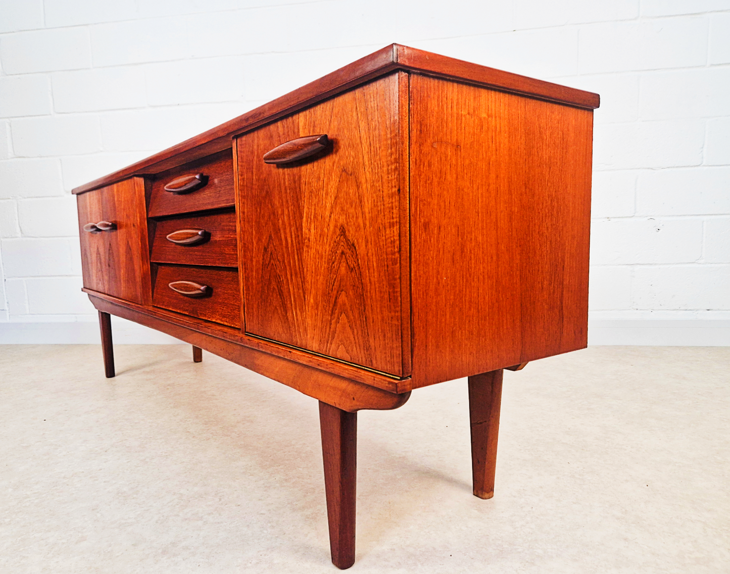 Jentique Vintage Mid Century 1960s Danish Design Sideboard Credenza