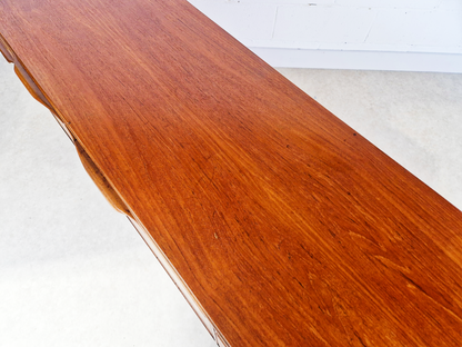 Tom Robertson for McIntosh Dunvegan Mid Century 1960s Teak Sideboard Credenza