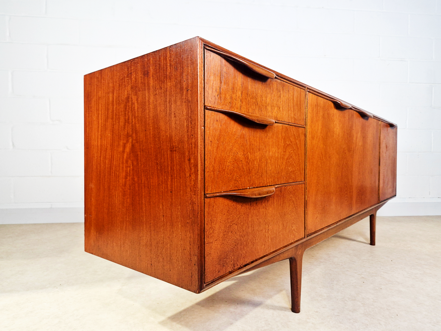 Tom Robertson for McIntosh Dunvegan Mid Century 1960s Teak Sideboard Credenza