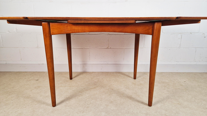 Jentique Vintage Medium Teak Danish Design Extending Mid Century Dining Table