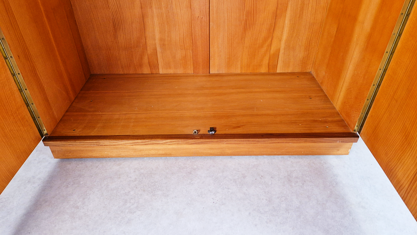 Gunther Hoffstead for Uniflex Q Range Vintage Mid Century Blonde Teak Double Wardrobe
