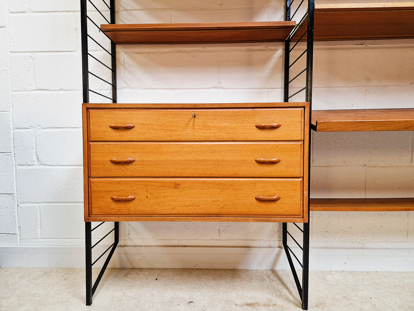 Staples Ladderax Vintage 1960s Mid Century 3 Bay Danish Design Cabinet Sideboard