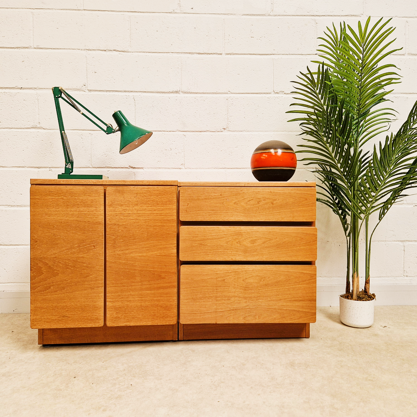 Beaver & Tapley Model 33 Vintage Mid Century Modular Sideboard Cabinet Drawer Set