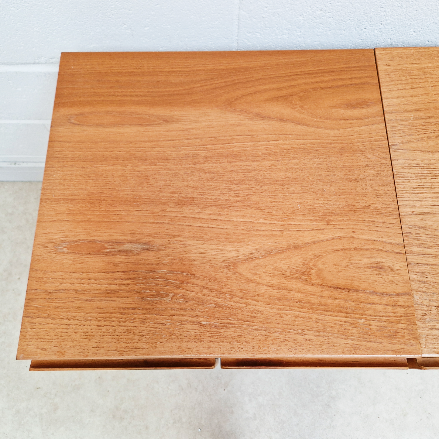 Beaver & Tapley Model 33 Vintage Mid Century Modular Sideboard Cabinet Drawer Set