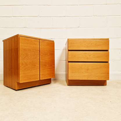 Beaver & Tapley Model 33 Vintage Mid Century Modular Sideboard Cabinet Drawer Set
